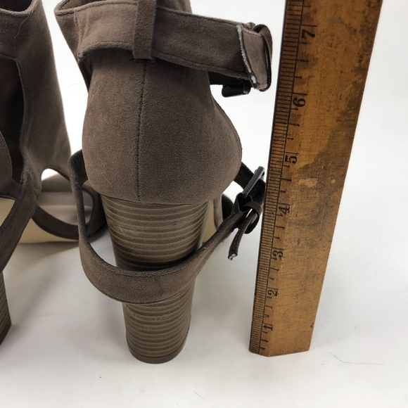 shoe dazzle dorothea taupe booties 10 - Picture 8 of 8